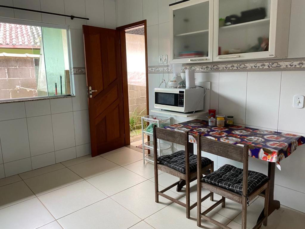 Lumiar Casa Solar Churrasqueira Com 3 Quartos Sendo Um Suite Arejada, Jardim A 700M Do Centro Екстер'єр фото